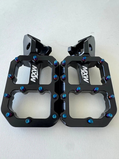 Wide Pegs - txdesigns